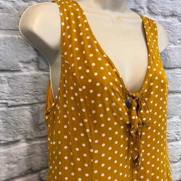 Nectar Clothing Polkadot Sleeveless Bow Romper - Picture 3 of 8